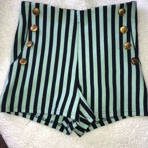 High waisted cheeky shorts